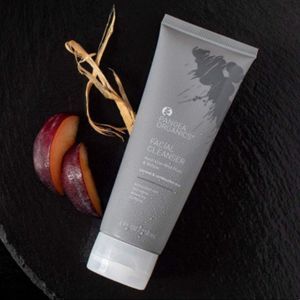 Pangea Organics Facial Cleanser - Australian Wild Plum & Willow Brand New